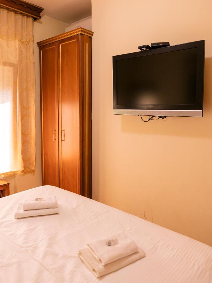 Boutique Hotel Travelling Actor - Skadarlija เบลเกรด ภายนอก รูปภาพ